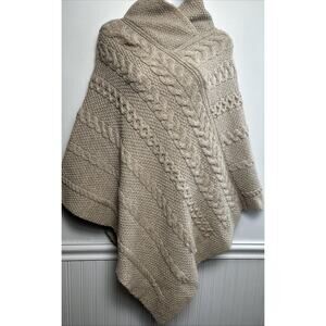 Women’s Beige Merino Wool Irish Cape Poncho M/L Fisherman’s Knit Inis Crafts